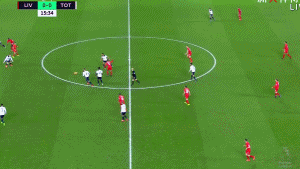 海廷加：奥斯梅恩和伊布、德罗巴一样强大，始终是一个威胁